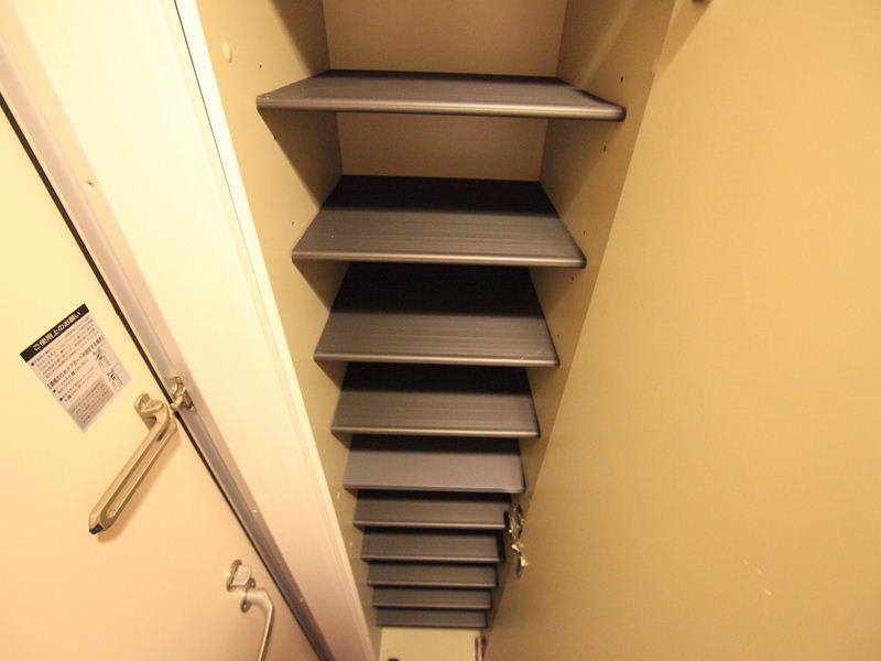 シューズボックス