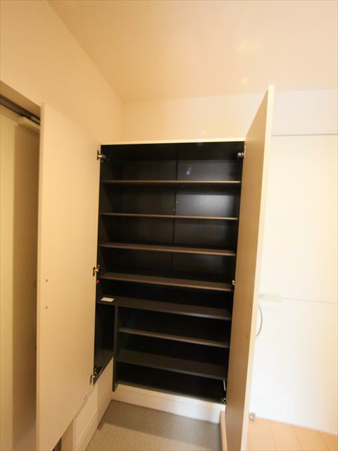 シューズボックス