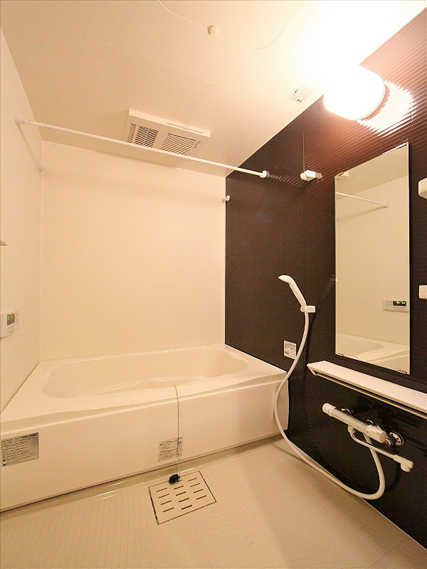 バスルーム 浴室乾燥・追い焚き機能付き