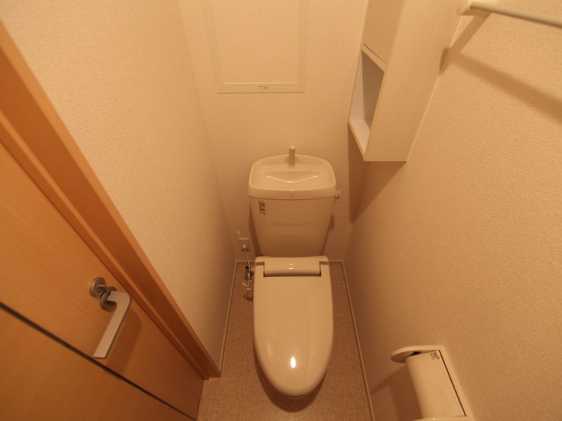 温便座付トイレ 同型モデルルーム