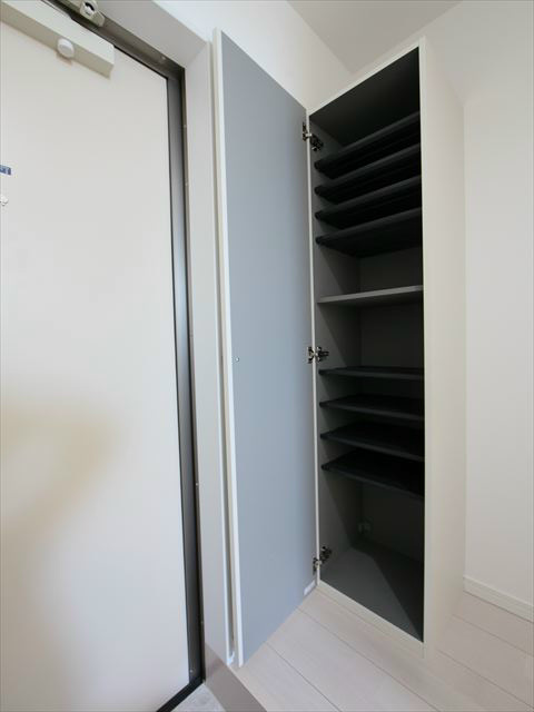 シューズボックス