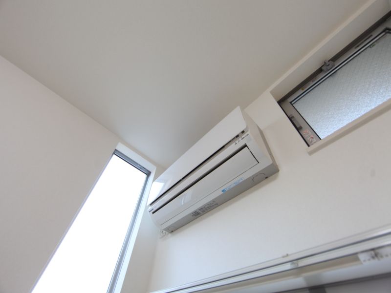 エアコン有ります