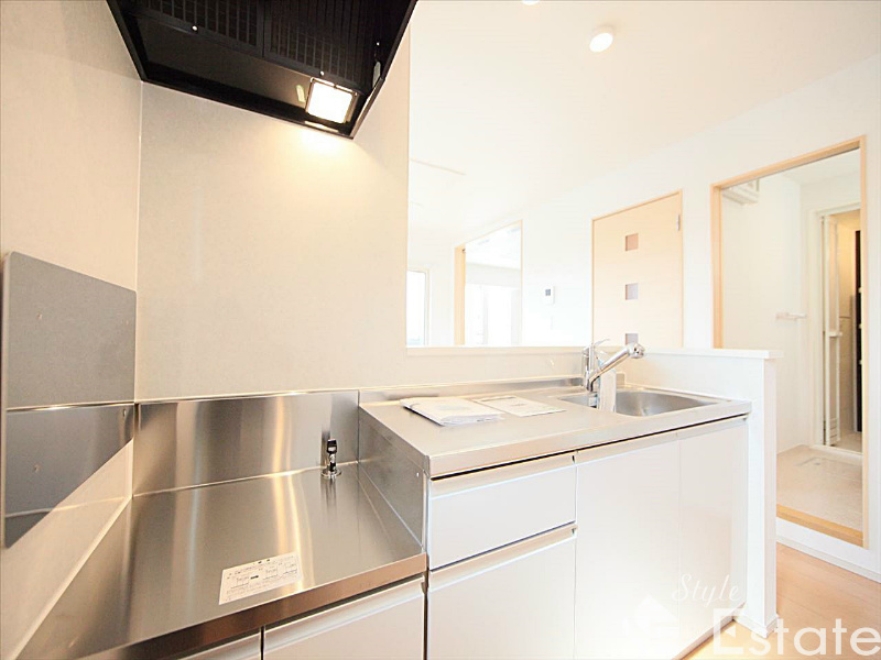 キッチン(ガス2口コンロ設置可)