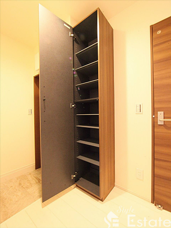 シューズボックス