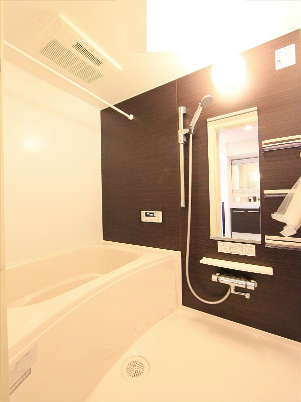 追い焚き機能付バスルーム