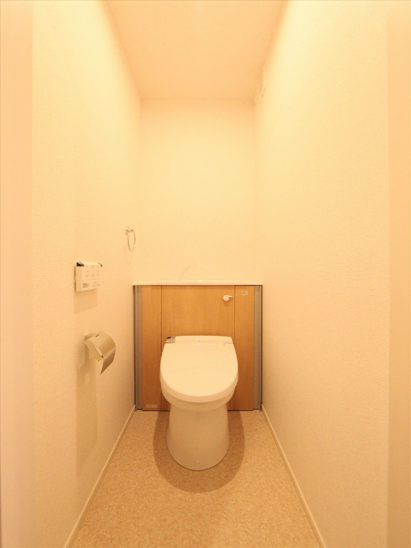 温水洗浄便座機能付