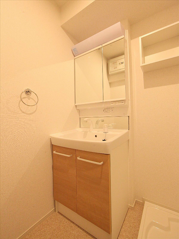 脱衣所 洗面台(シャンプードレッサー付)