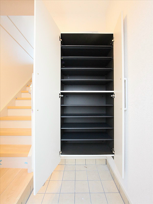 玄関★シューズボックス付