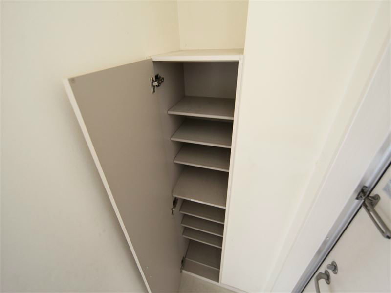 シューズボックス