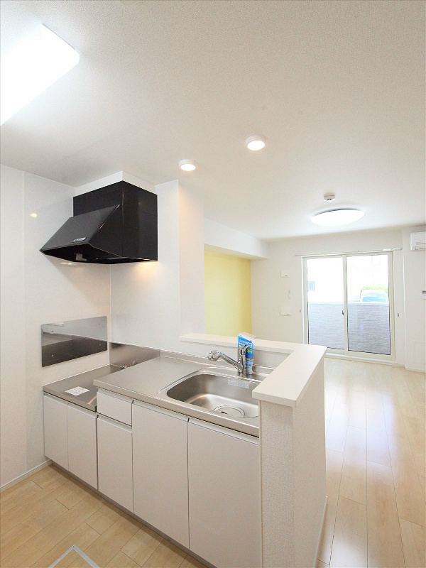 キッチン(2口コンロ設置可)