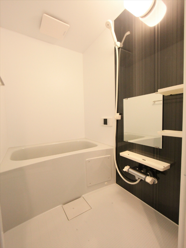 バスルーム 追い焚き機能あり