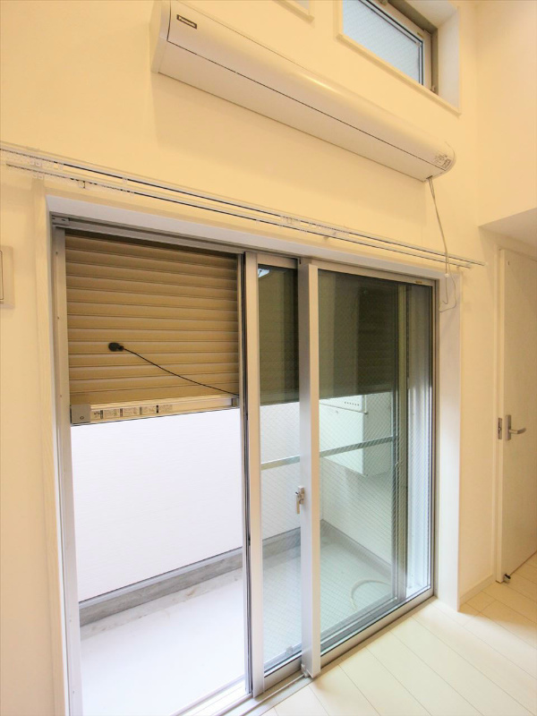 一階はシャッター付き! 同タイプ