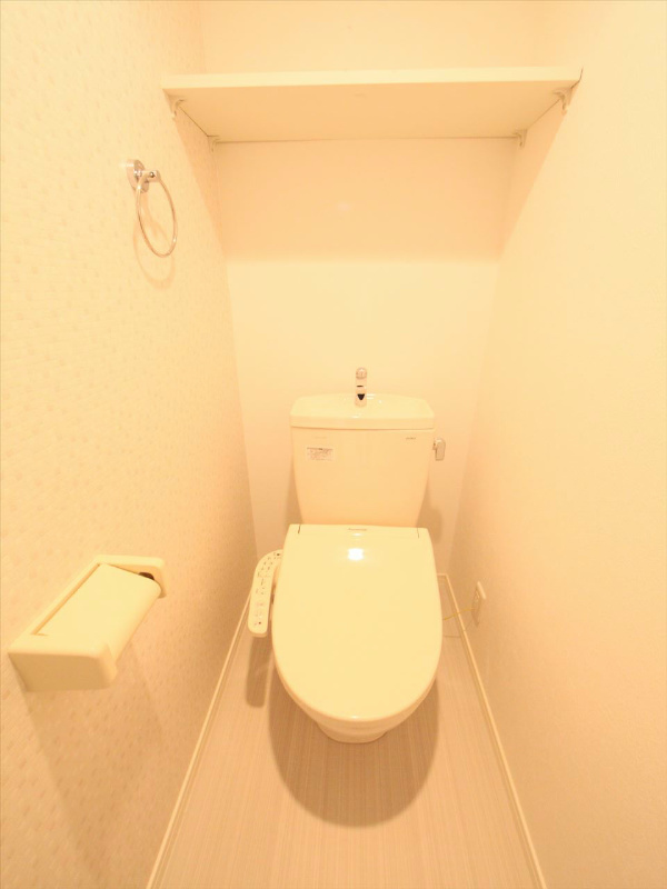 ウォシュレット付トイレ