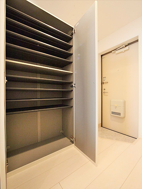 シューズボックス