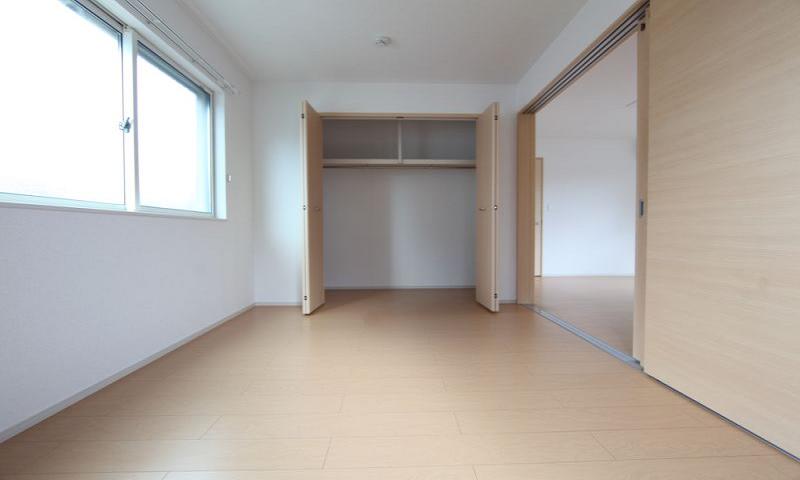 洋室6帖 大きなクローゼットあります