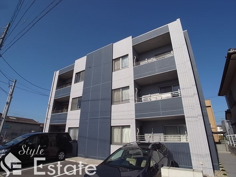 リヴェースよこい (リヴェースよこい)