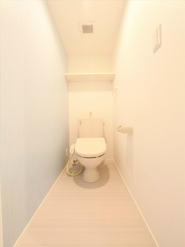 温水洗浄便座機能付(収納棚有り)