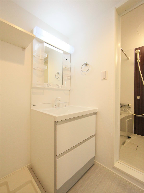 脱衣所 洗面台(シャンプードレッサー付)