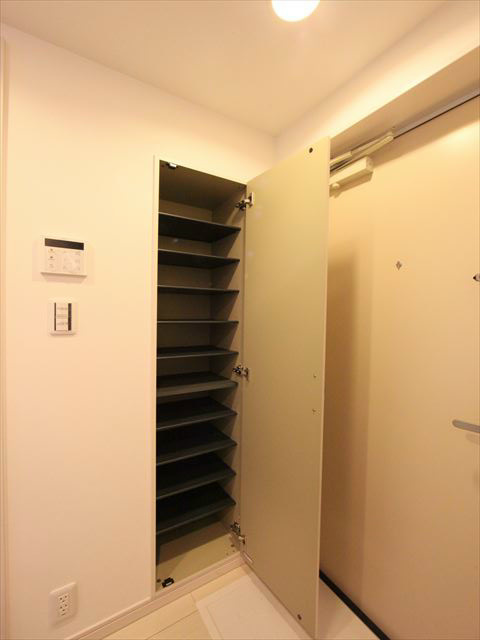 シューズボックス