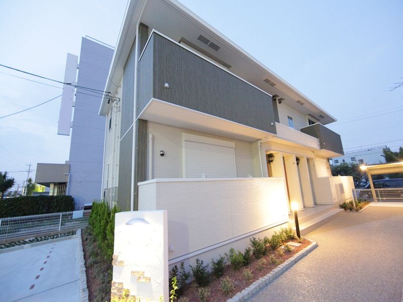 ファミール花塚　II　（ファミールハナツカツー）