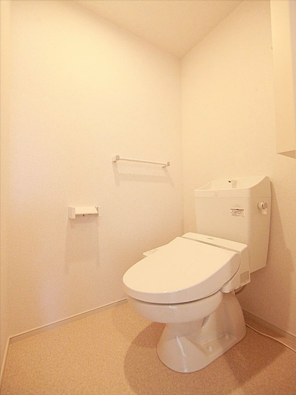 温水洗浄便座機能付