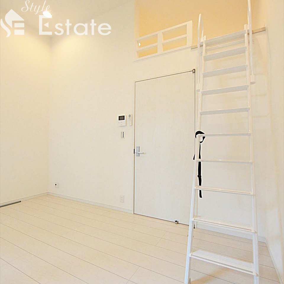 コンフォート上高畑 　（コンフォートカミタカバタ）