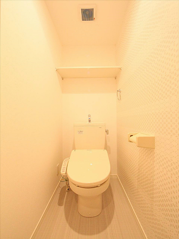 同施工会社画像温水洗浄便座機能付