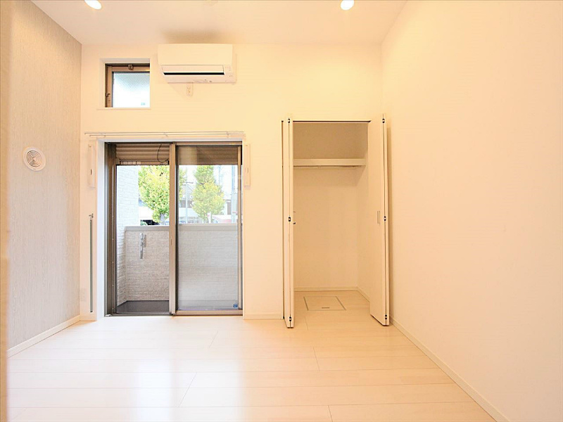 同施工会社画像洋室 クローゼット付