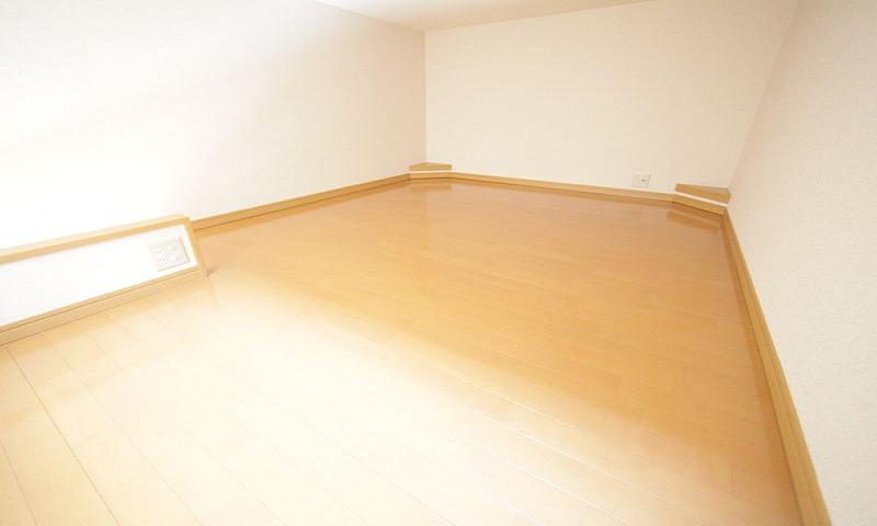 同型タイプ ロフト4.5帖 広々使えます窓有り