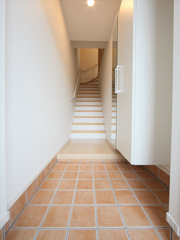 内階段 玄関広々