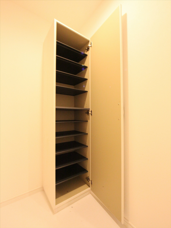 シューズボックス