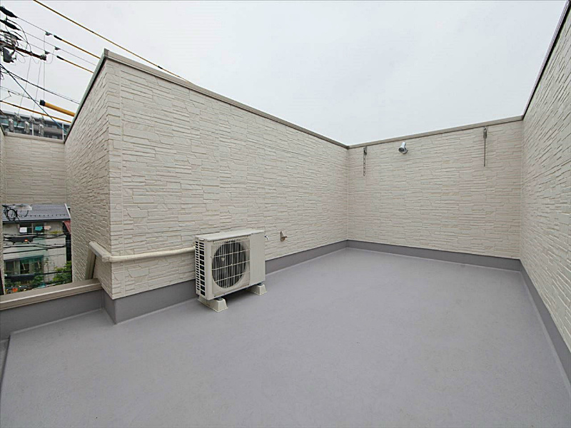 ルーフバルコニー