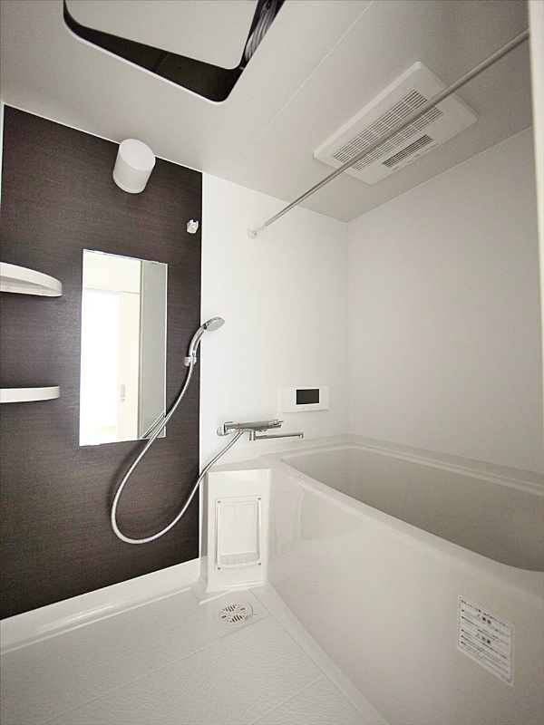 テレビ付きバスルーム