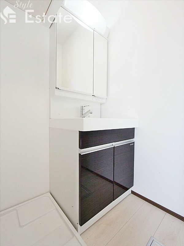 独立洗面台 シャンプードレッサー