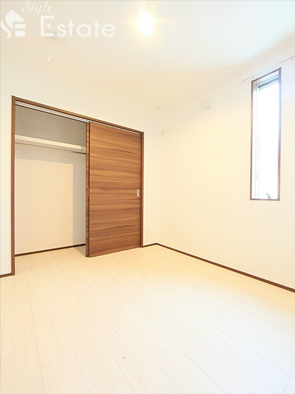 洋室3.5帖 クローゼット