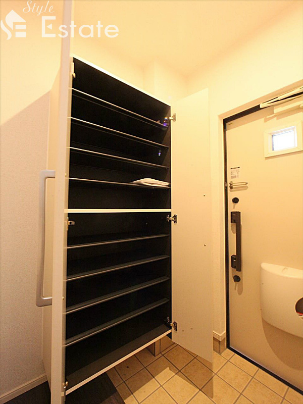 シューズボックス