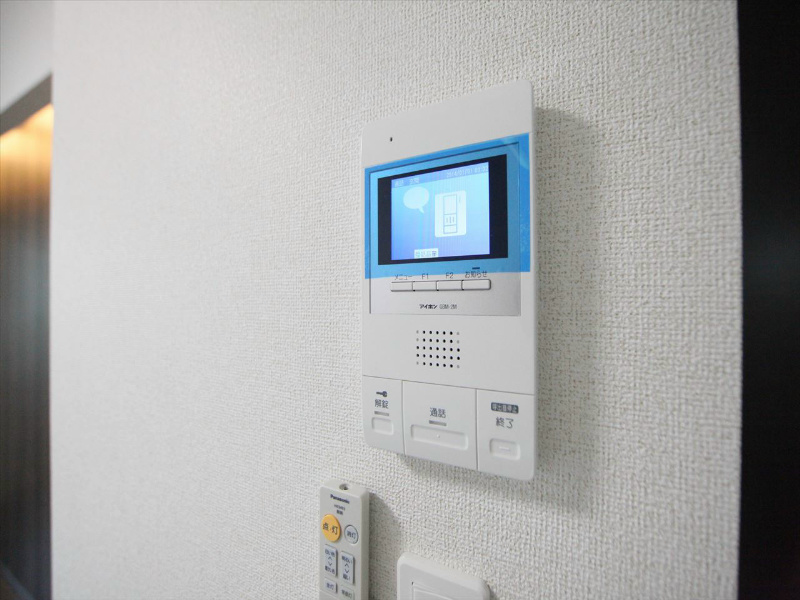モニター付きインターホン