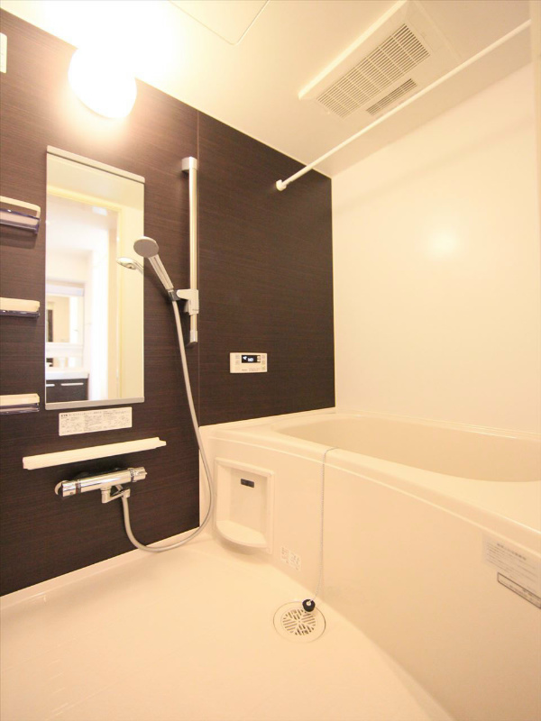 バスルーム 浴室乾燥・追焚機能付き