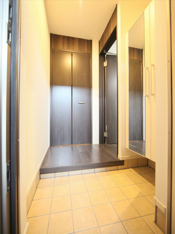 玄関 シューズボックスあります