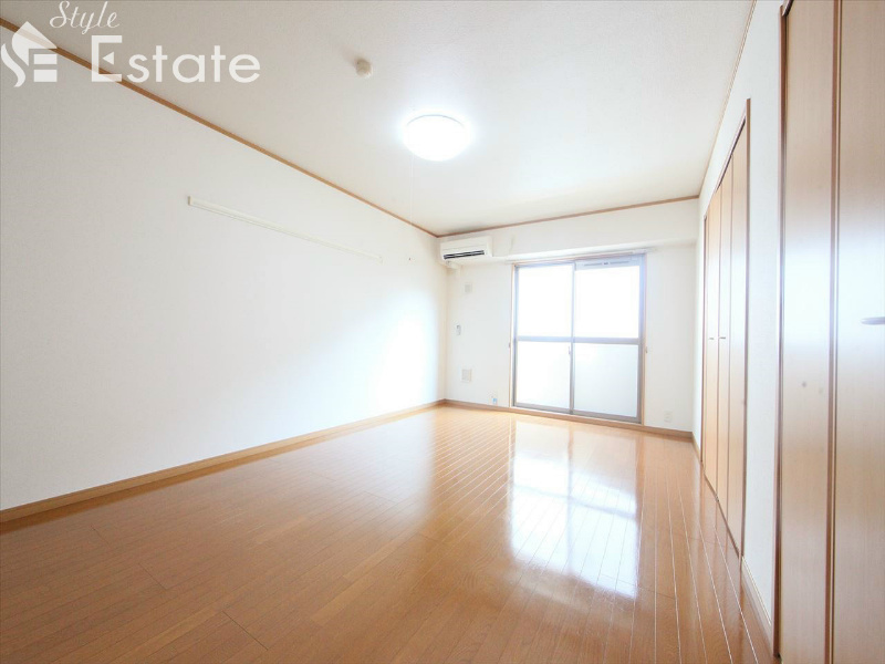 洋室 別角度から