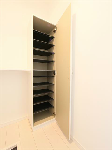 シューズボックス