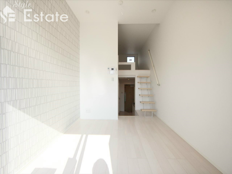 洋室 エアコン・シーリングファン付