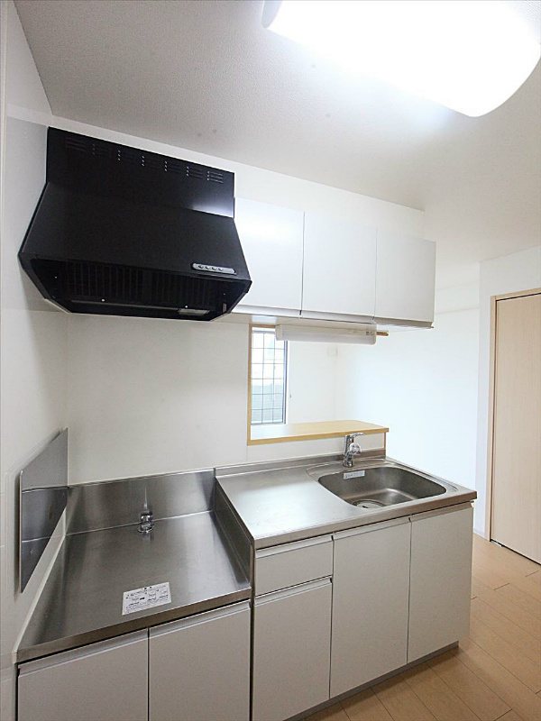 キッチン(2口コンロ設置可)