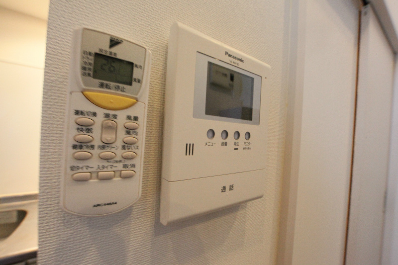 モニター付きインターホン