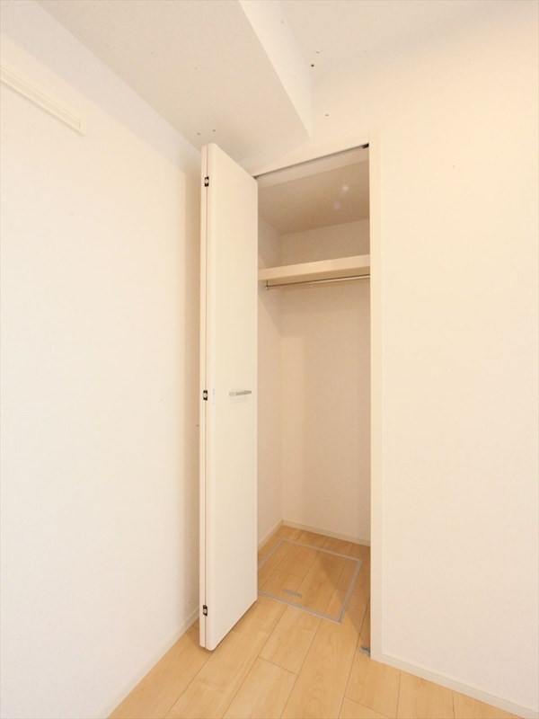 クローゼット 洋室にあります