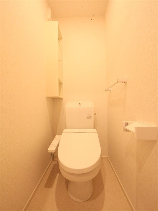 シャワー付きトイレ