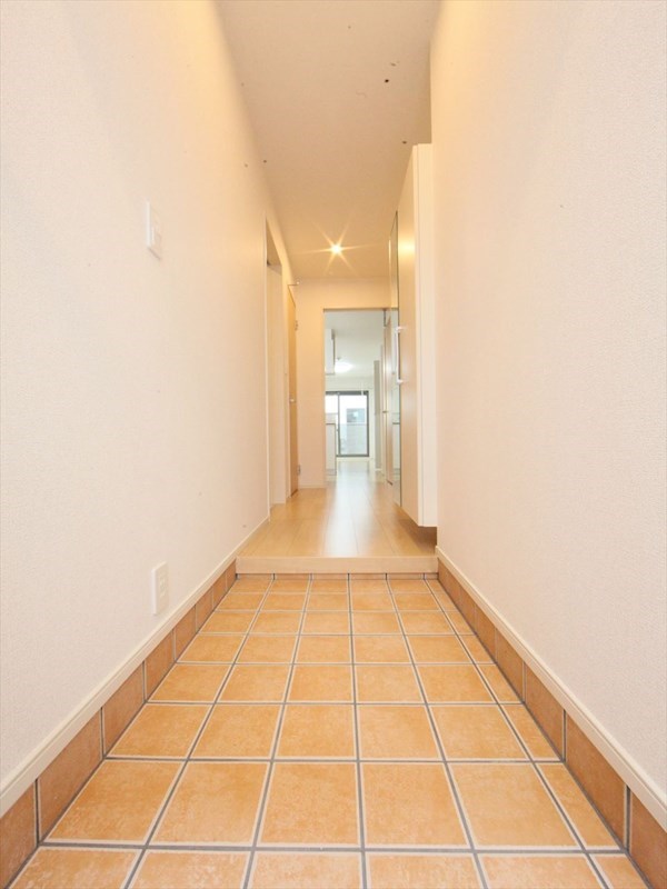 玄関 シューズボックスミラーつき!