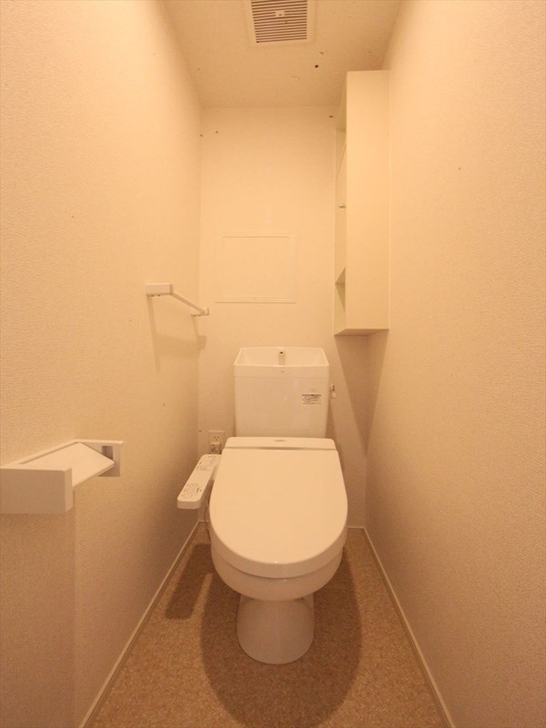 シャワー付きトイレ