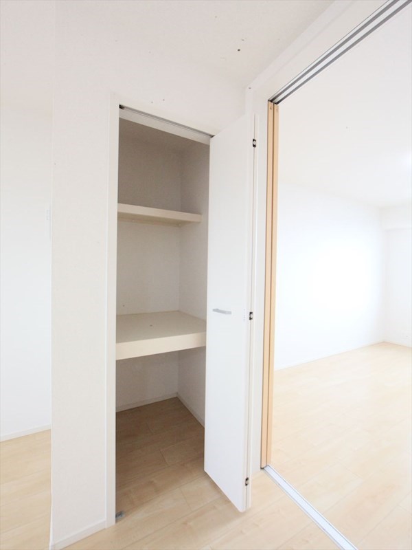 LDKにも収納あります