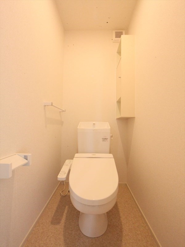 シャワー付きトイレ